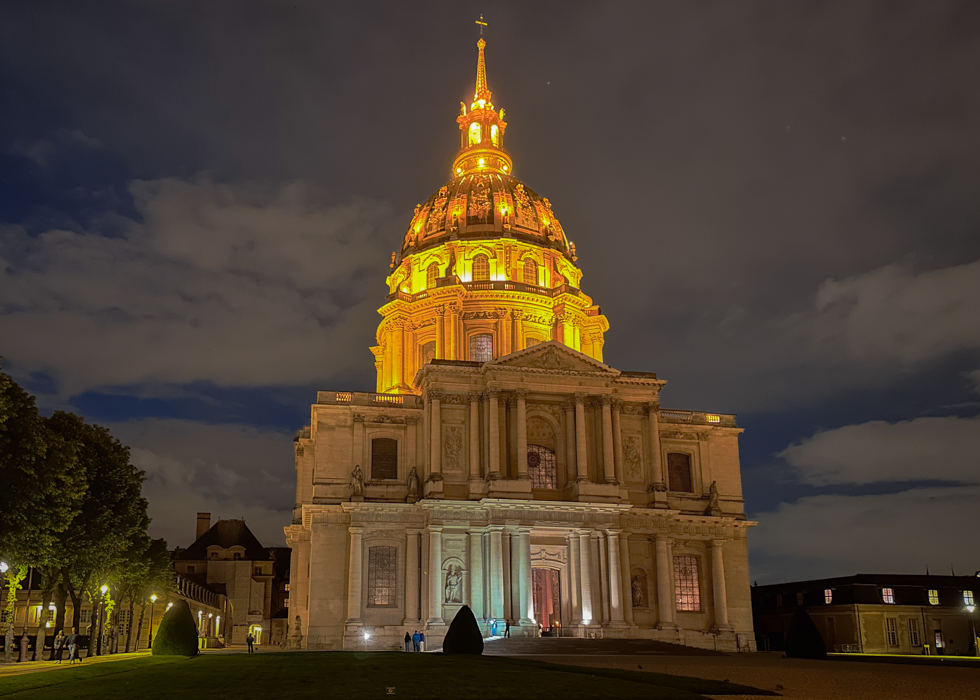 aura-invalides-o-bon-paris-easy-to-be-parisian